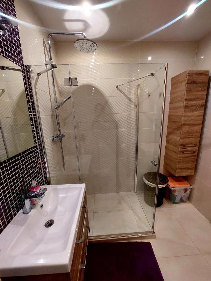 Nowoczesna Kawalerka Apartman Lublin Kültér fotó